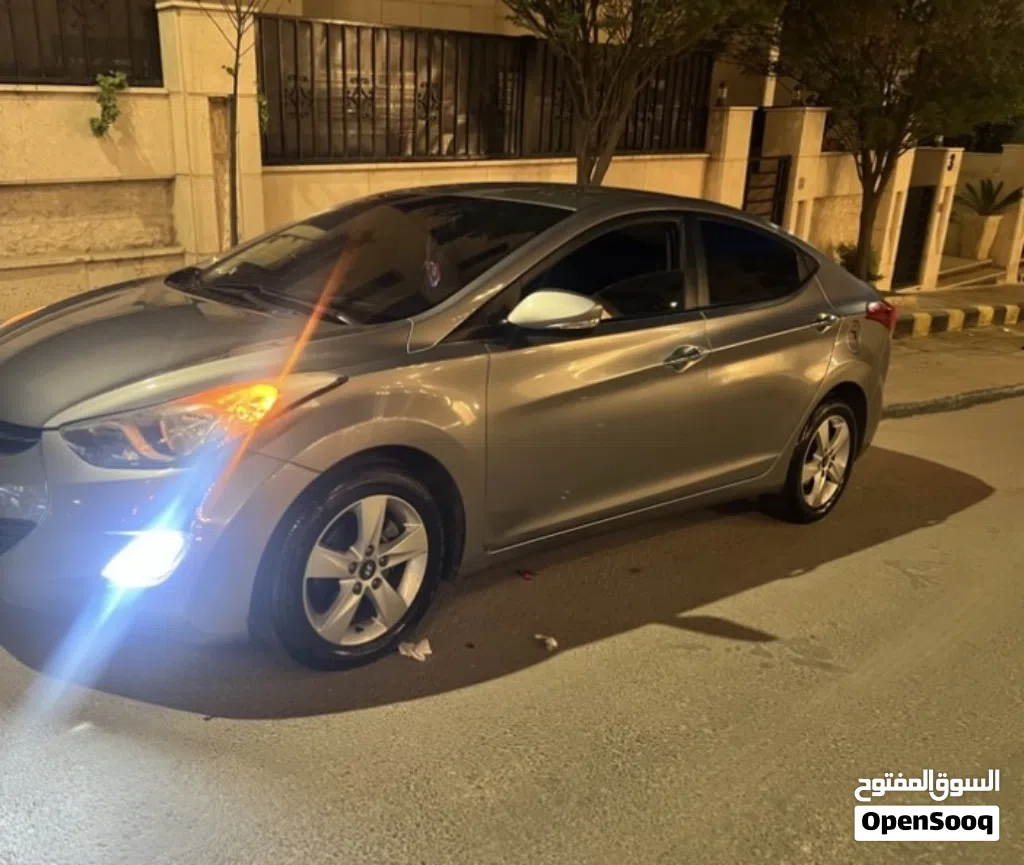 Hyundai Avante SE