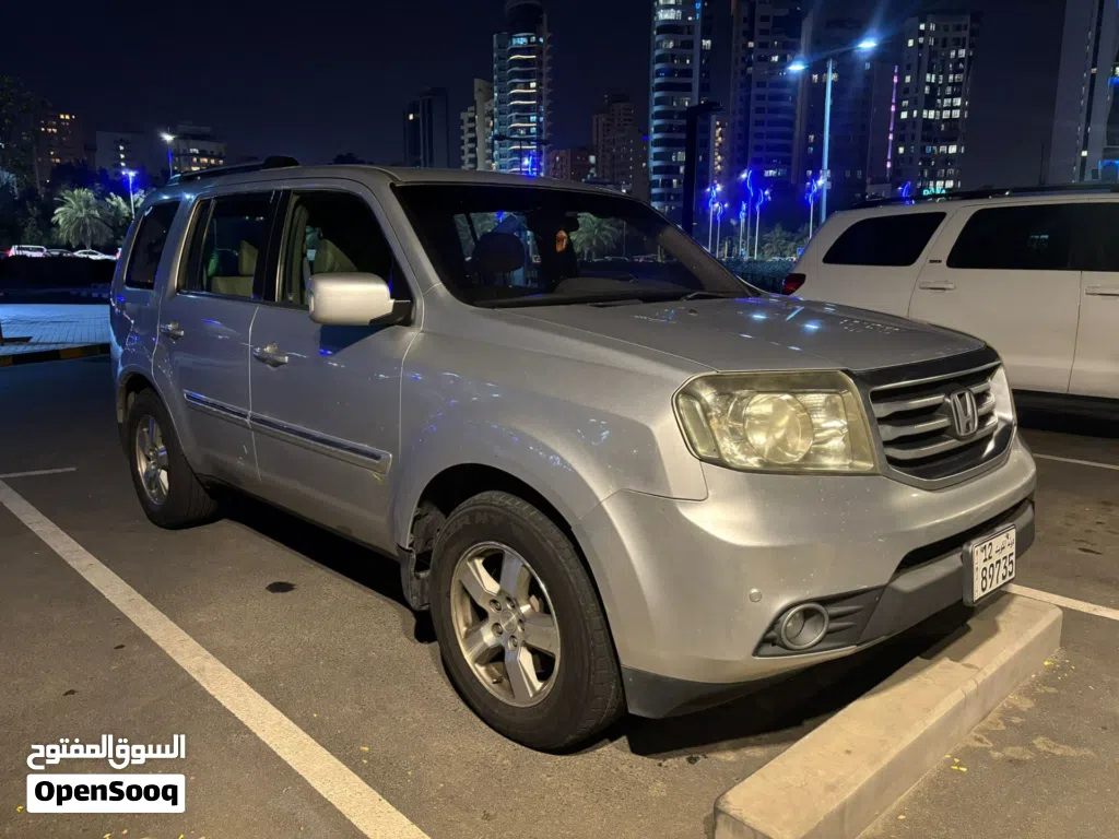 هوندا بايلوت Standard