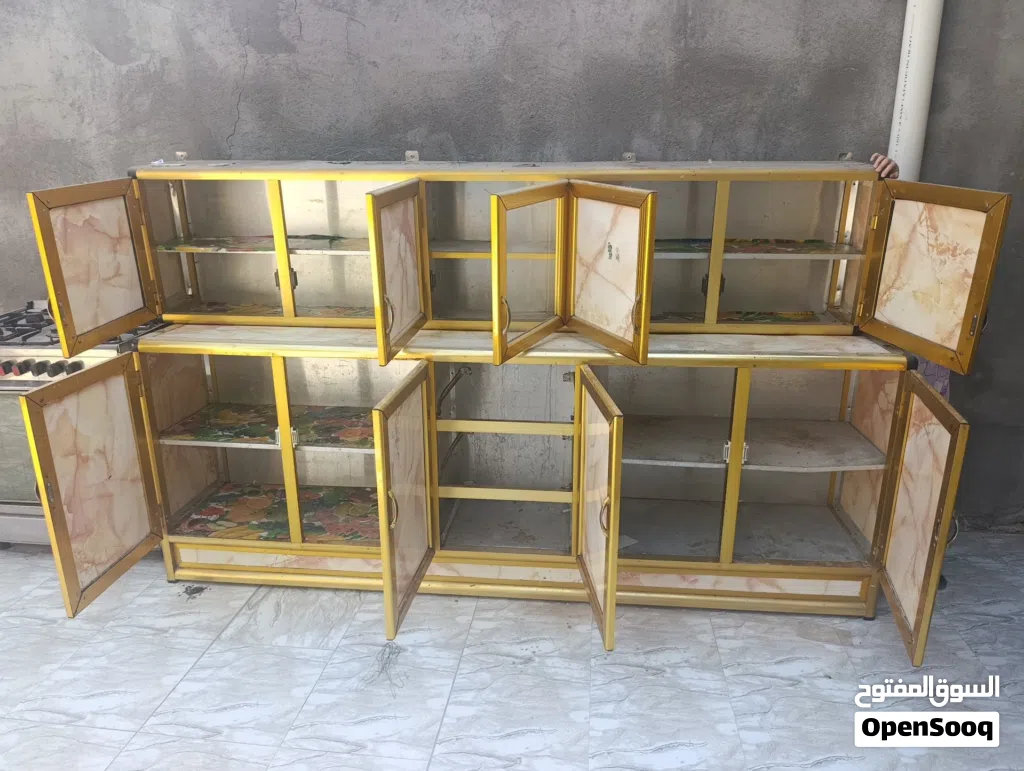 كاونتر وطباخ وأوفن