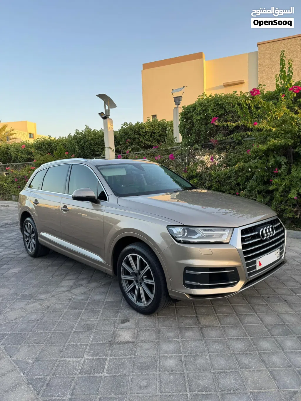 أودي Q7 Standard