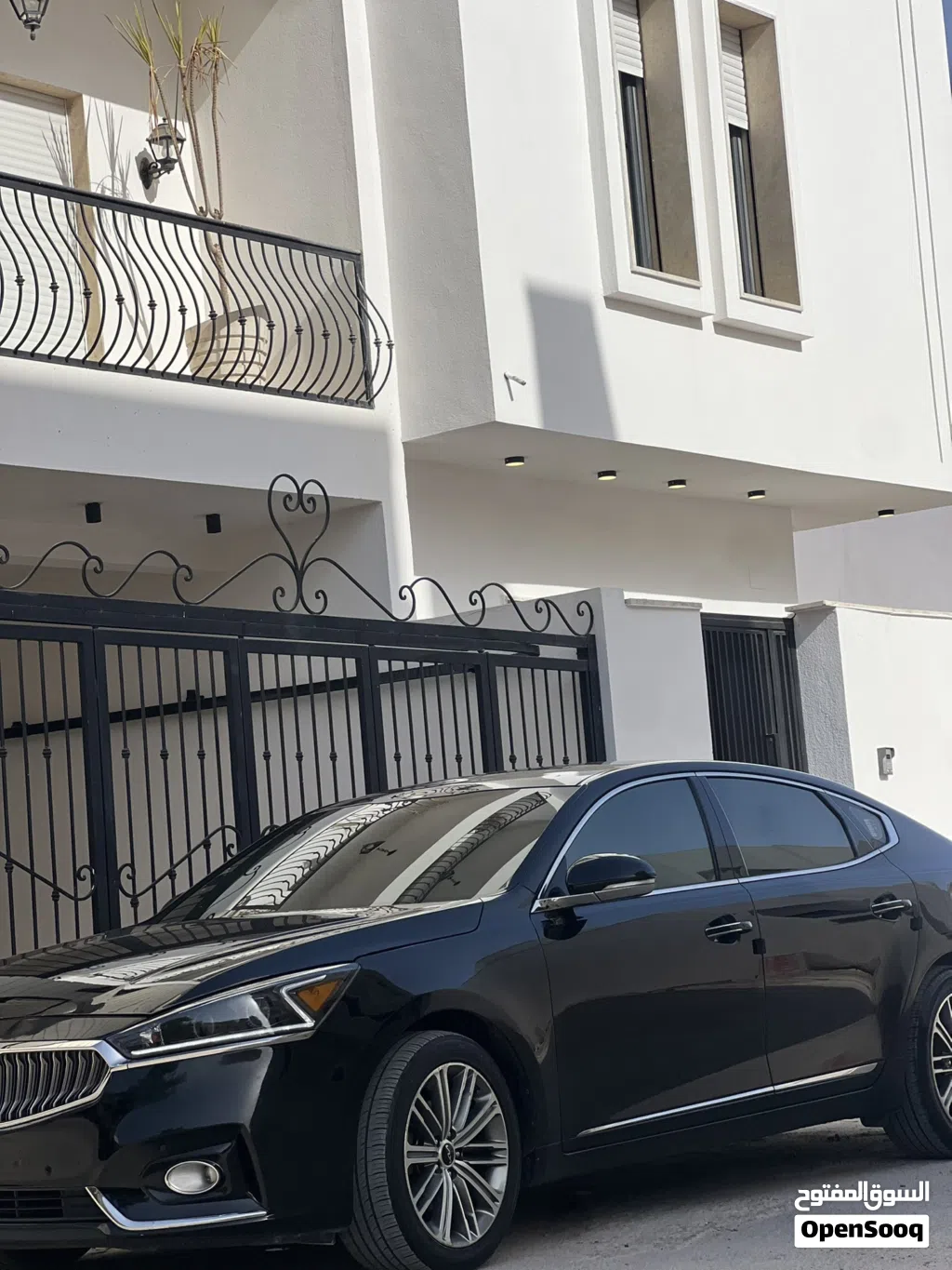 كيا كادينزا Limited