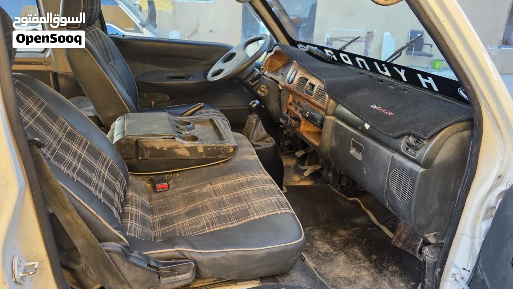 Hyundai H 100