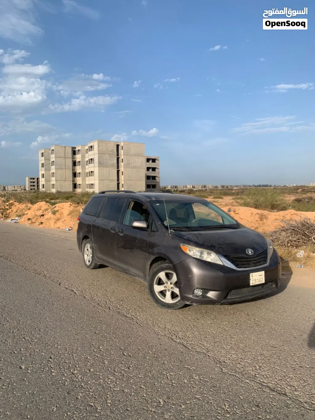 Toyota Sienna LE