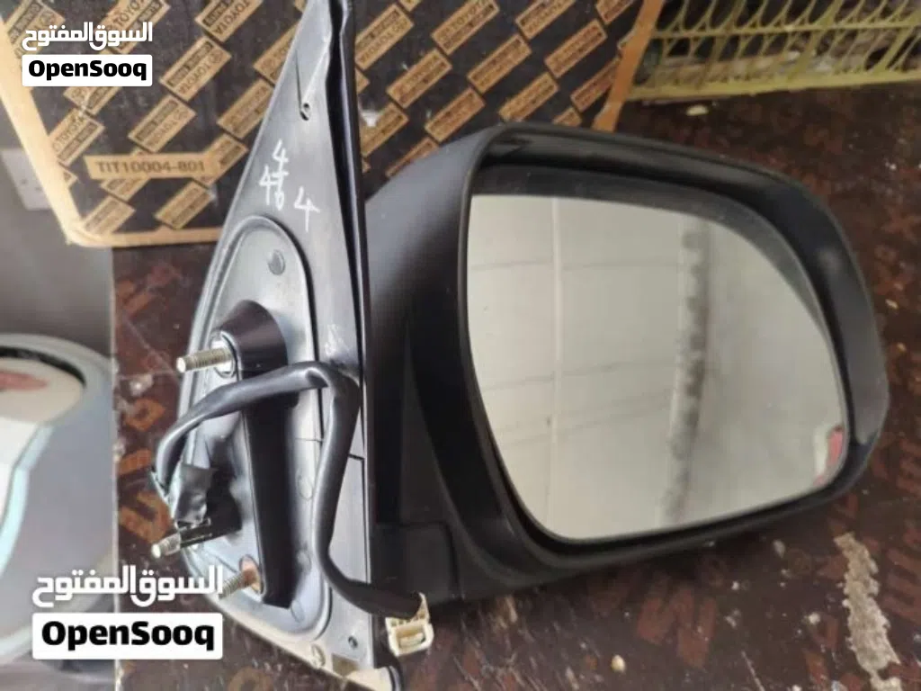 مرايا للهايلوكس جانبية جهة اليمين تركب من موديل 2012 إلى 2015