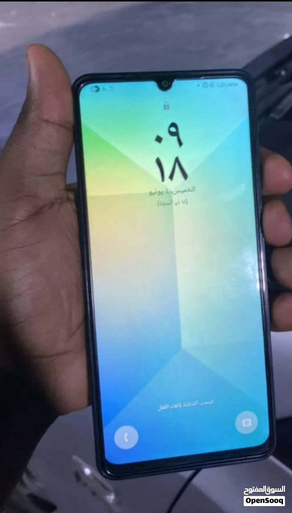 هاتف سامسونج A06 حاله ممتازة بدون كسر او شقوق