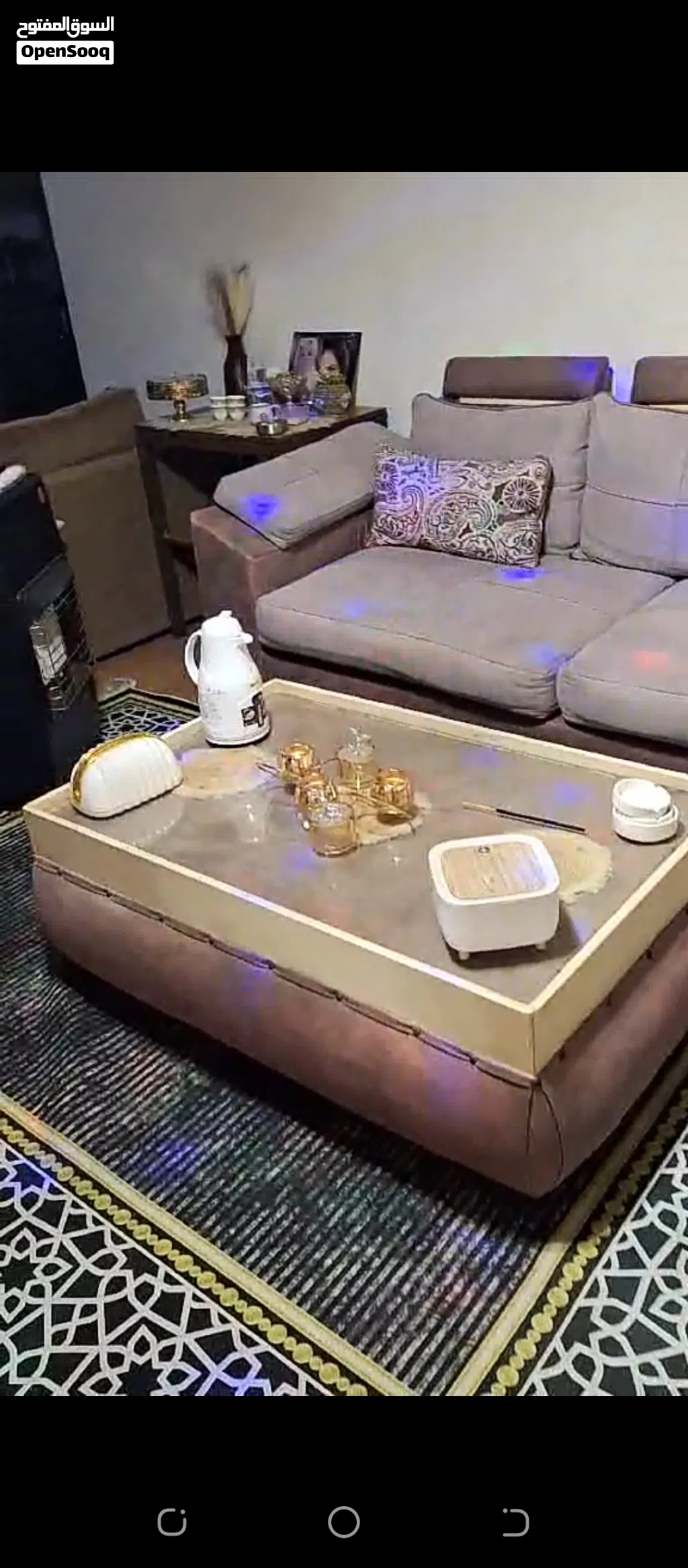 طقم كنب بحاله ممتازه