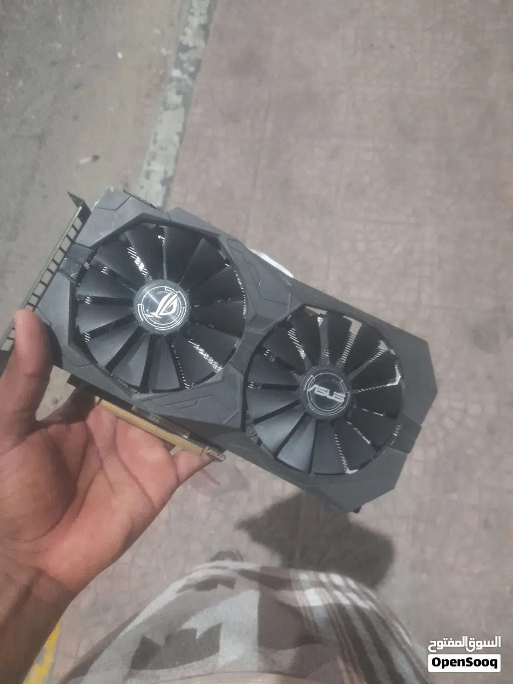 البيع كرت شاشة GTX 1650 4GB شغال عل شرط