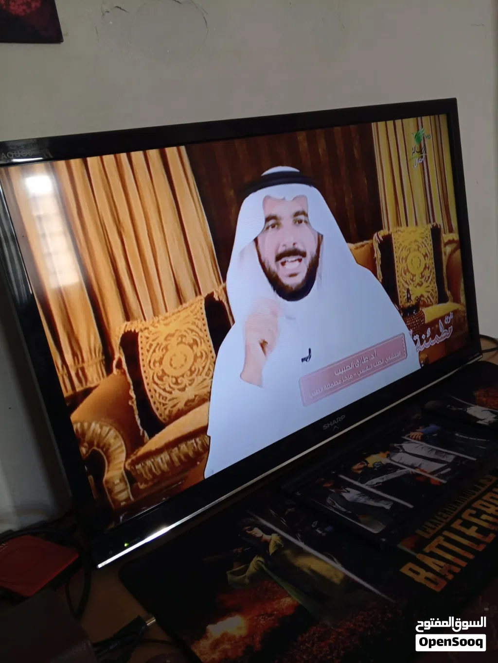 شاشه النوع شارب بحاله ممتازه