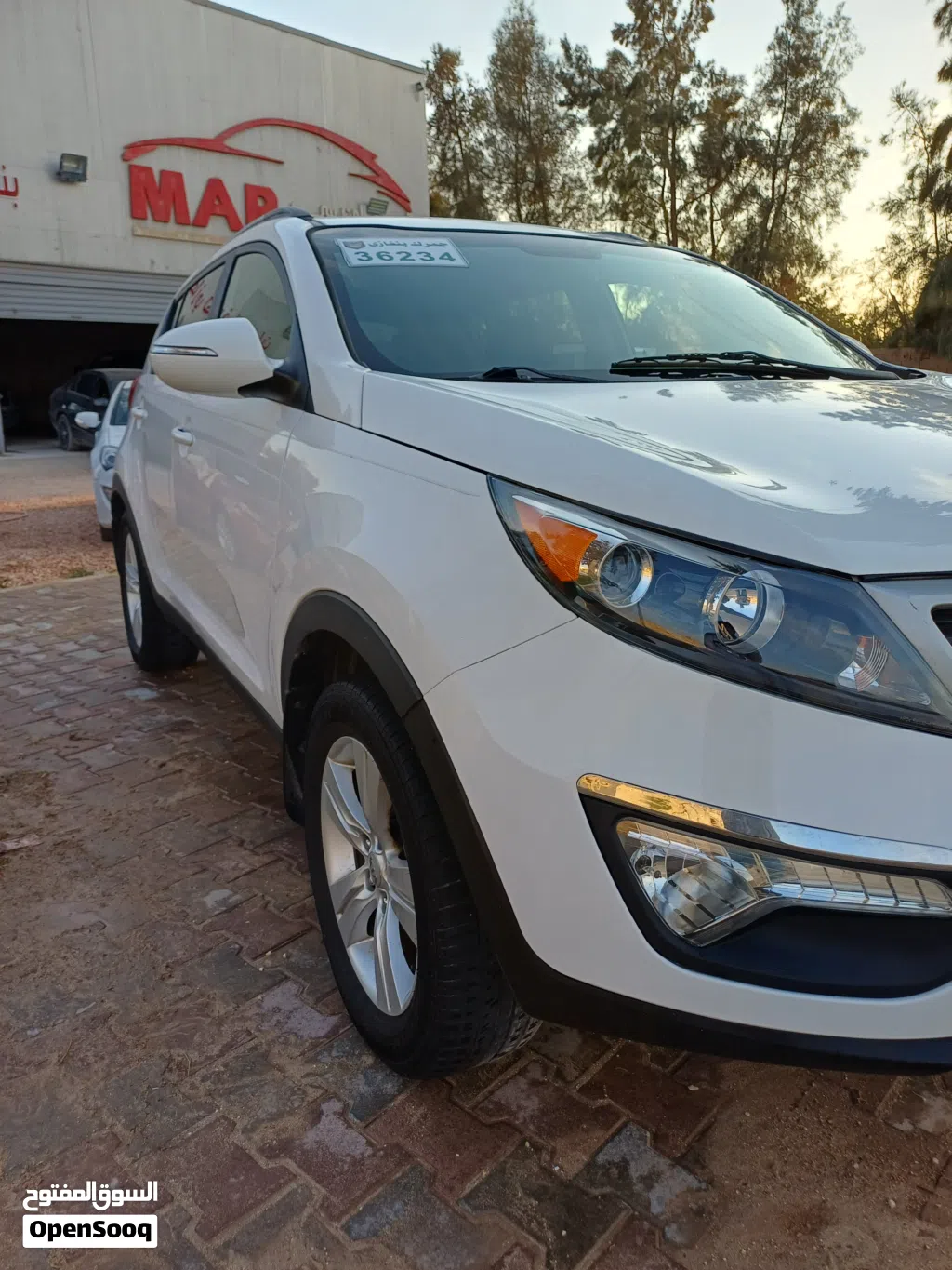 Kia Sportage EX