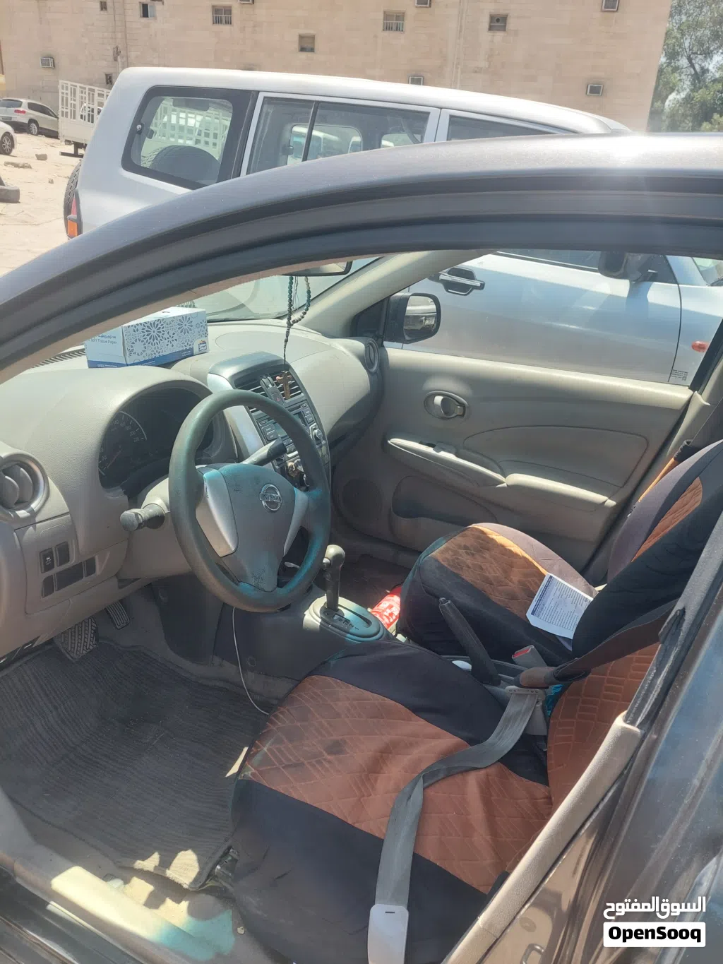 نيسان صني SL