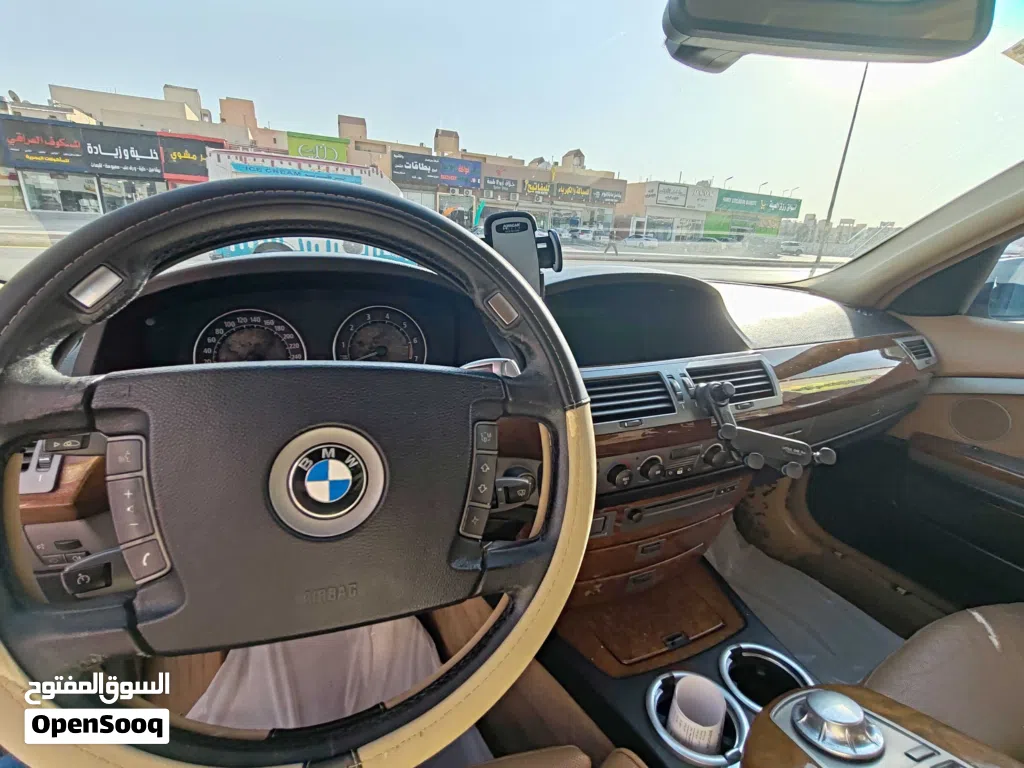 BMW 7 Series 745