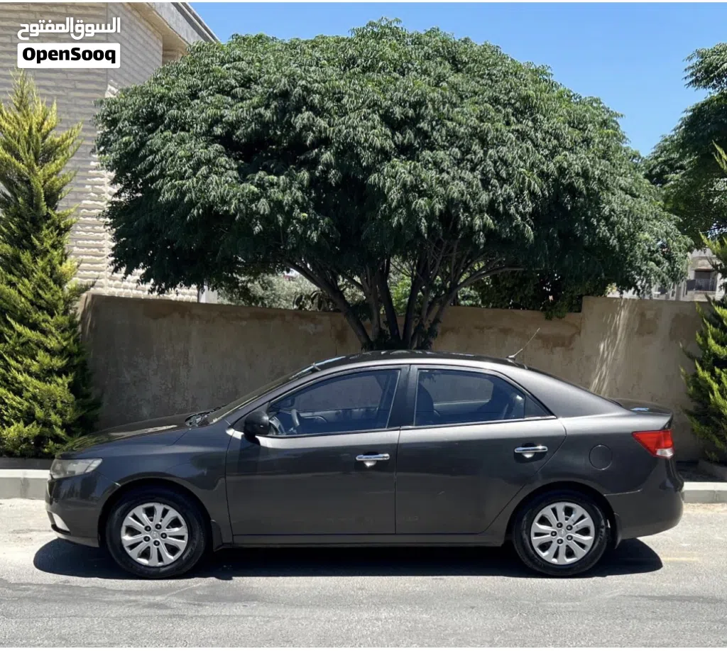 Kia Cerato Standard