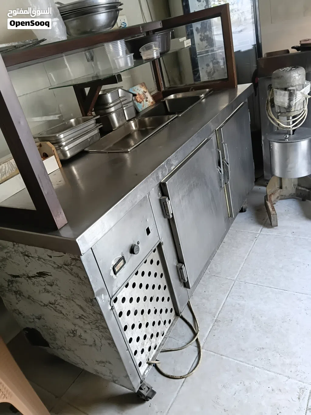 عدة مطعم شعبي للبيع