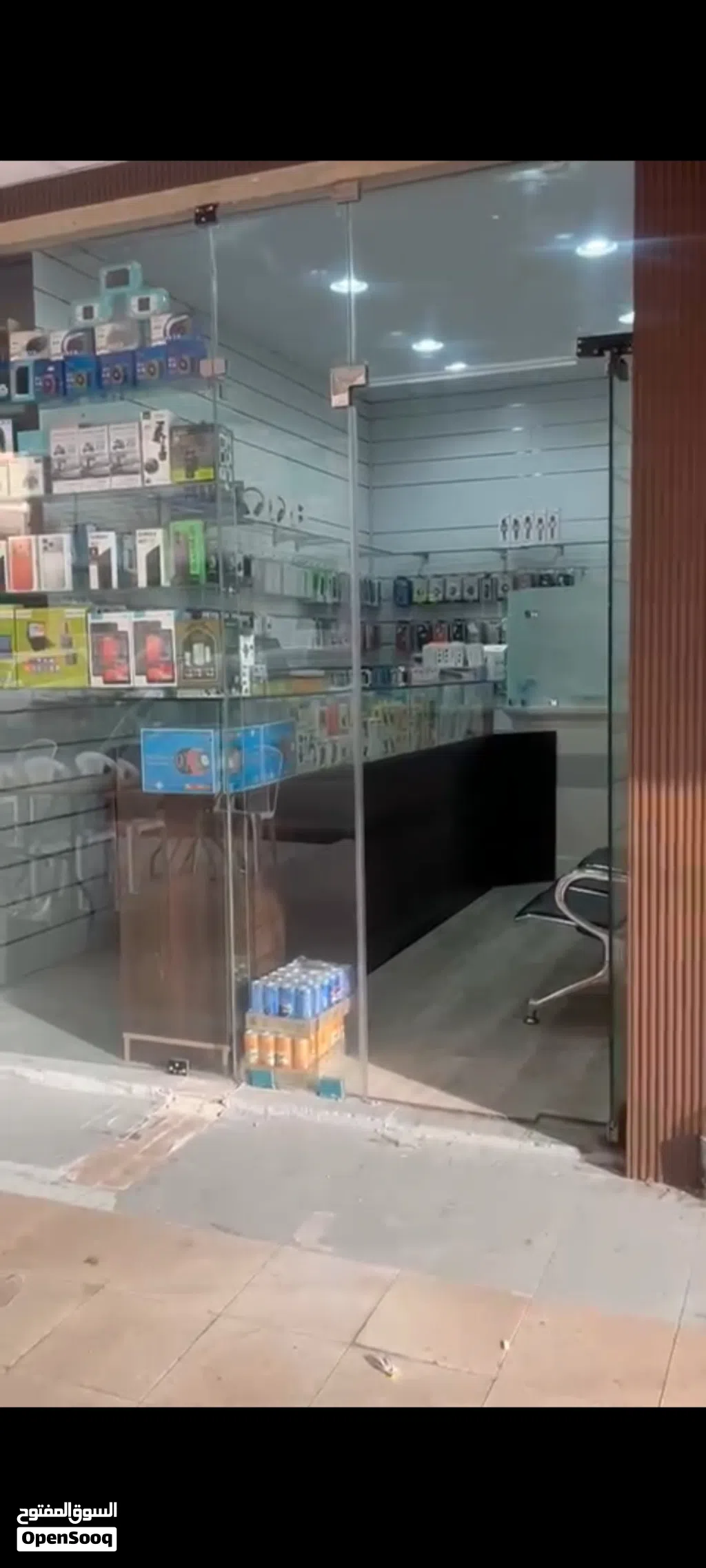 محل للبيع ب حولي مساحه 18متر موقع مميز