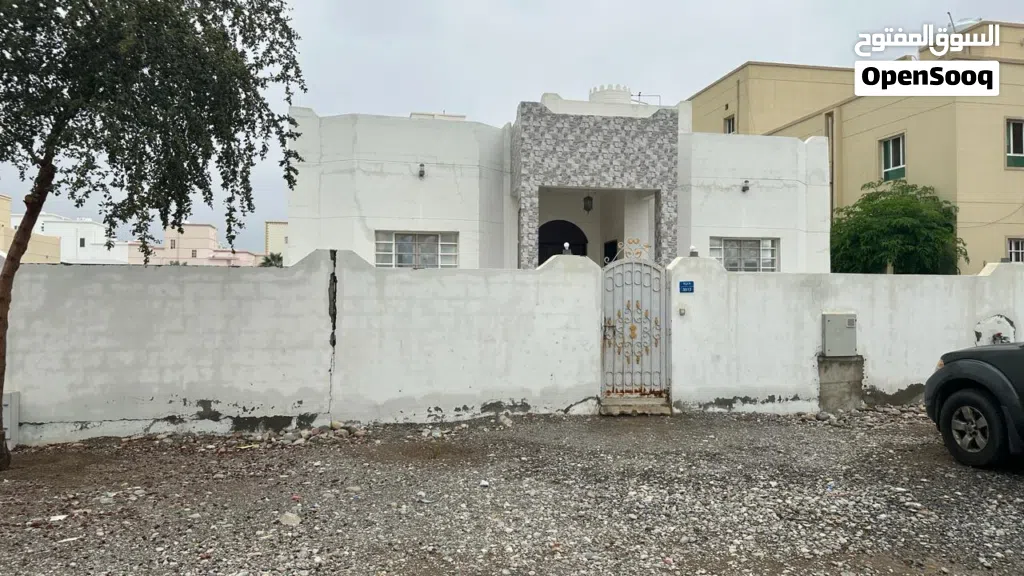 منزل للبيع في حي الزعفران