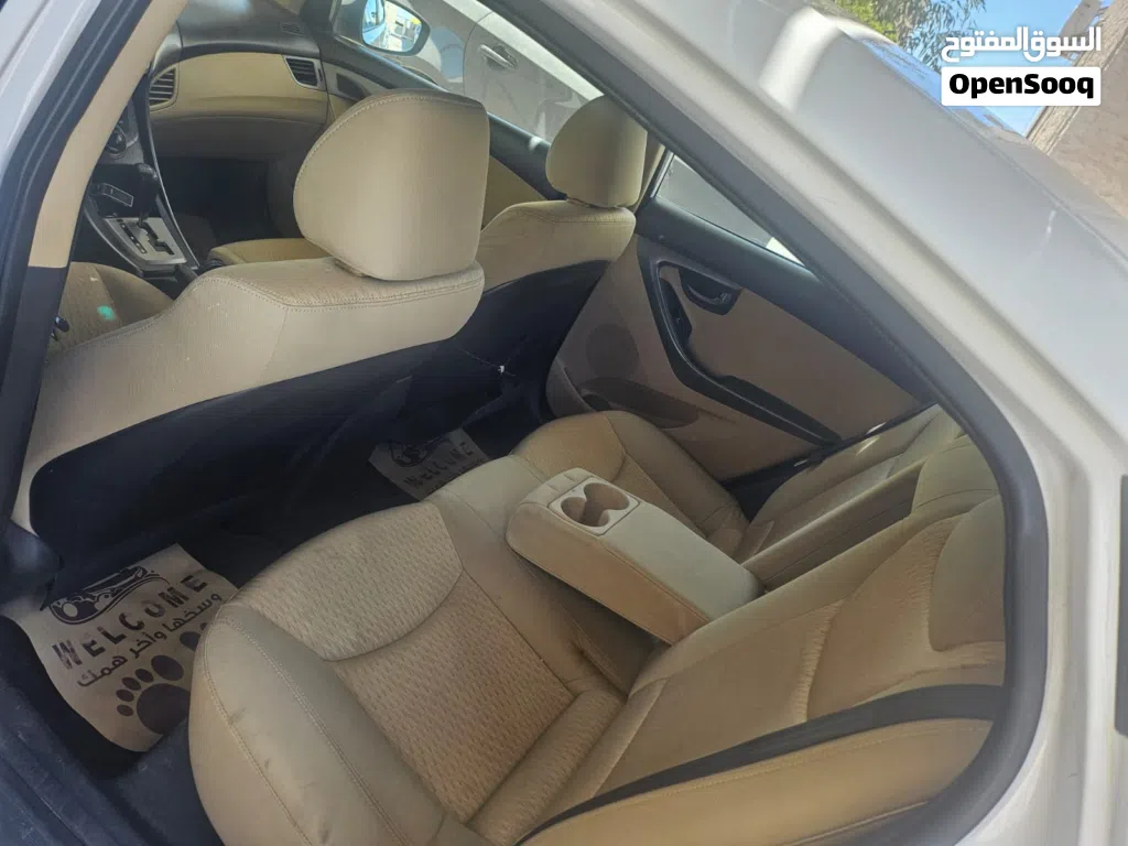 Hyundai Elantra GL MID
