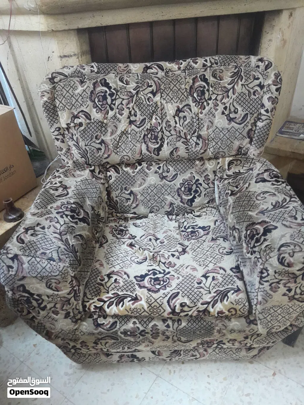 كنب بحالة جيدة