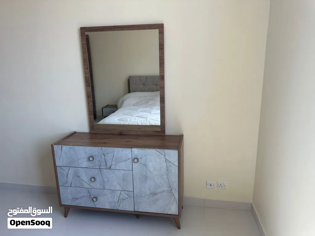 للبيع غرف نوم مستعمله شبه جديد استعمال فندق