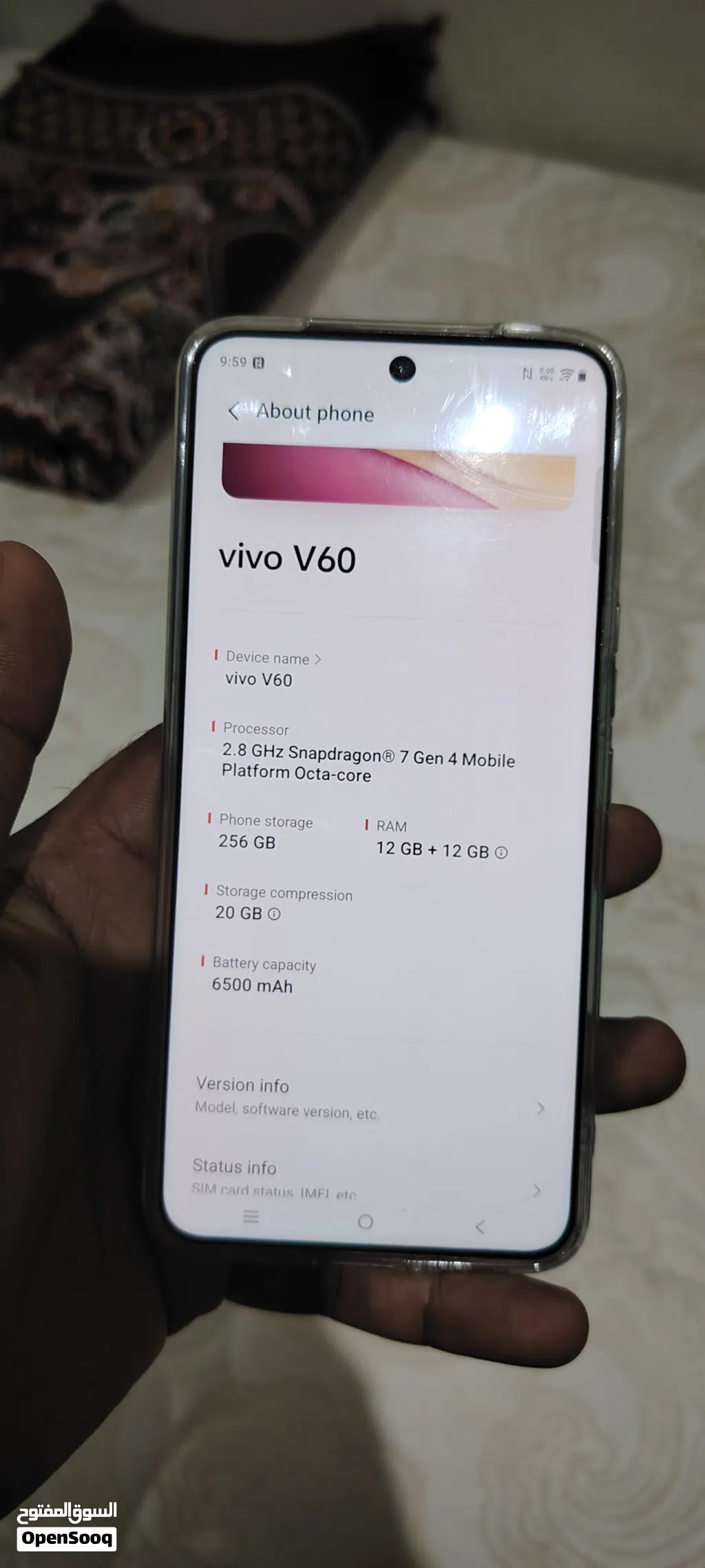 good condition vivo v60 5g 24+256gb good condition box charger cable available