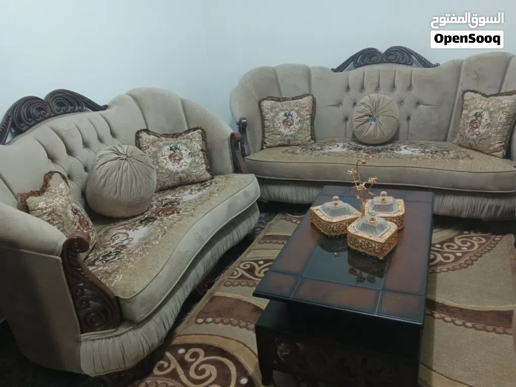 طقم كنب تفصيل شبهه جديد