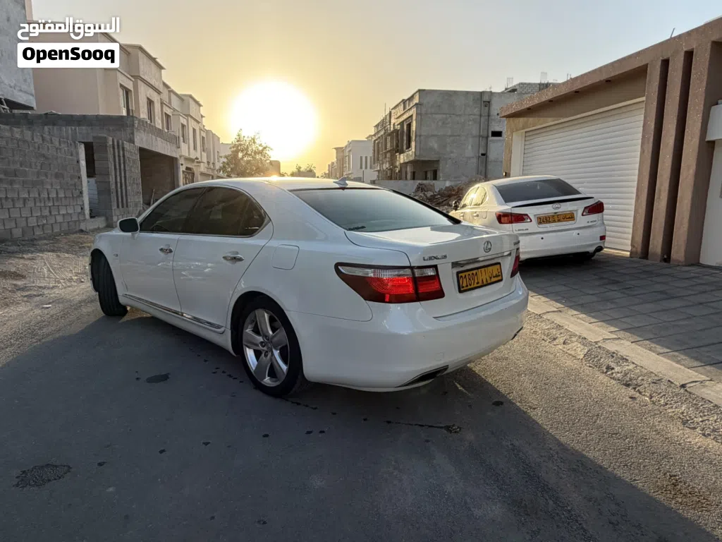 Lexus LS LS 460