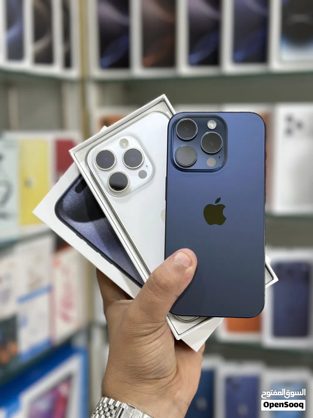عرض خاص : iPhone 15 pro 128gb هواتف بحالة الوكالة مع ضمان بدون اي شموخ أو ماشكل و مع ملحقاته
