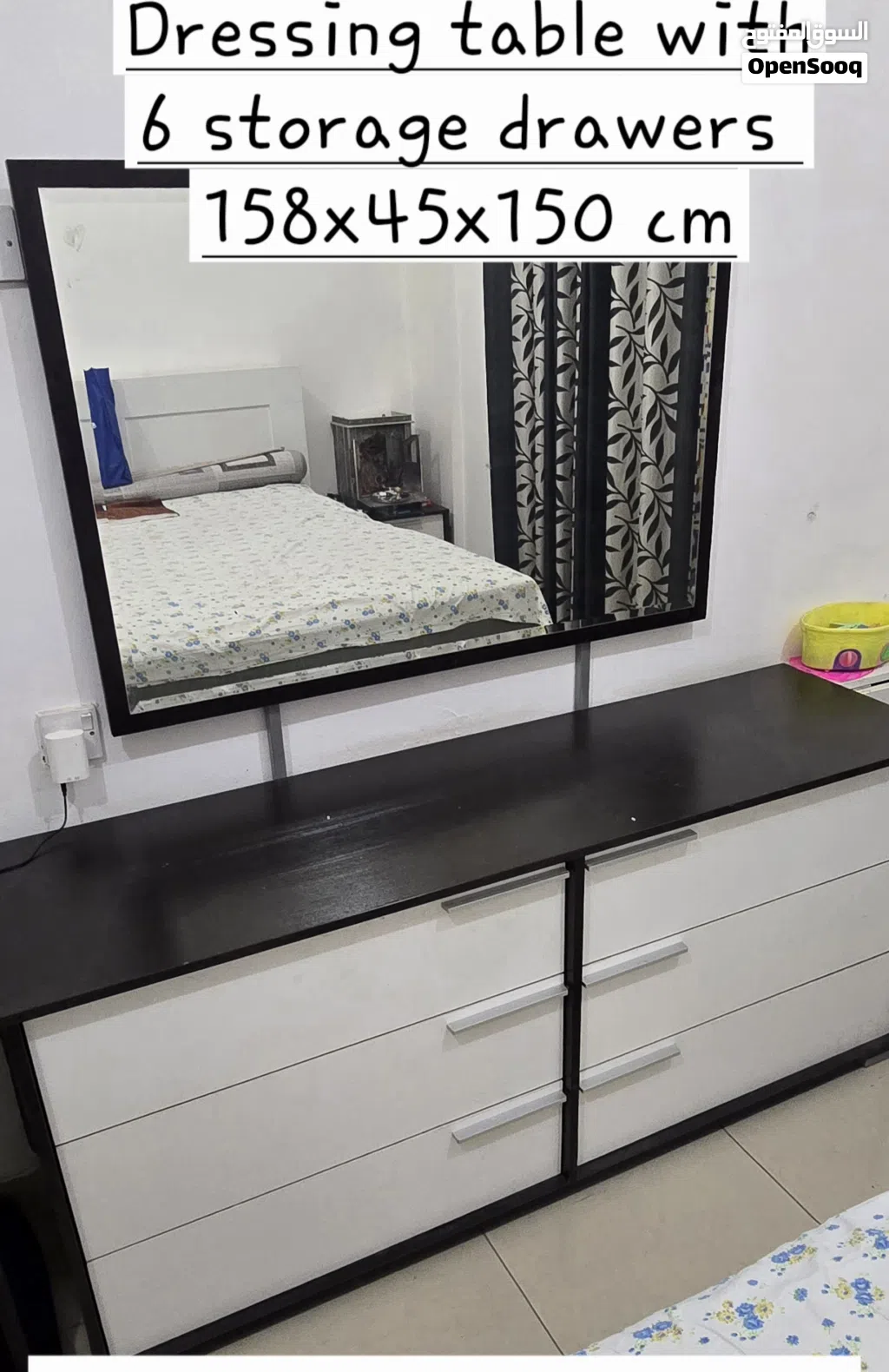 Dressing table