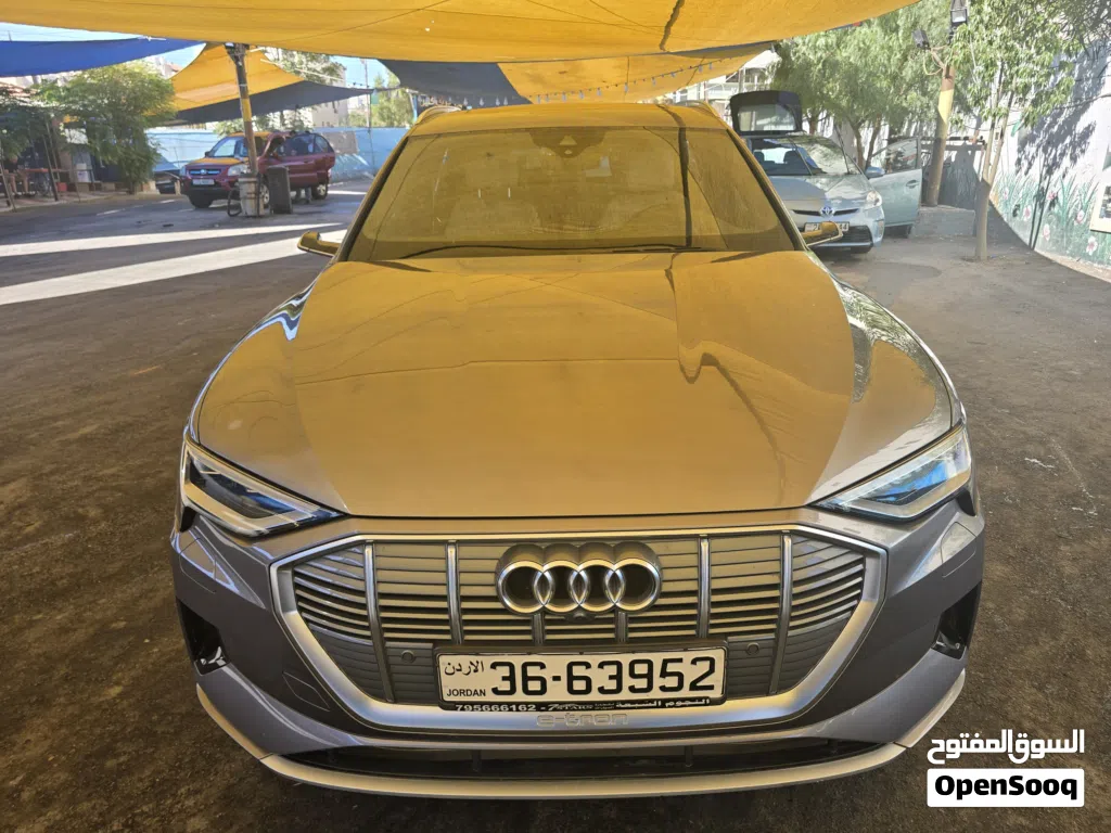 Audi e-tron Standard