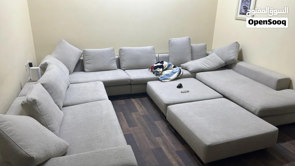 Italian premium Excellent like new sofa set for sale