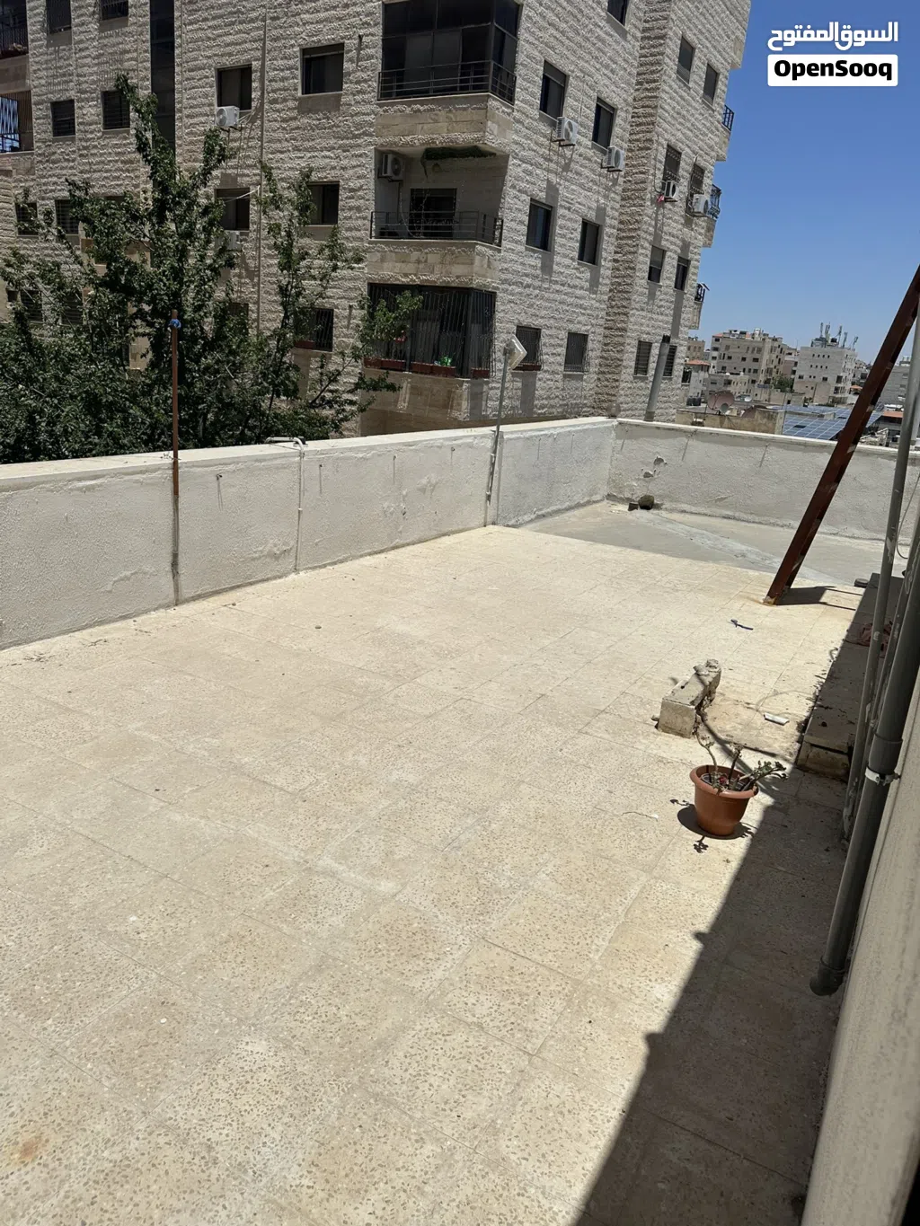 روف للإيجار الشهري 180 دينار