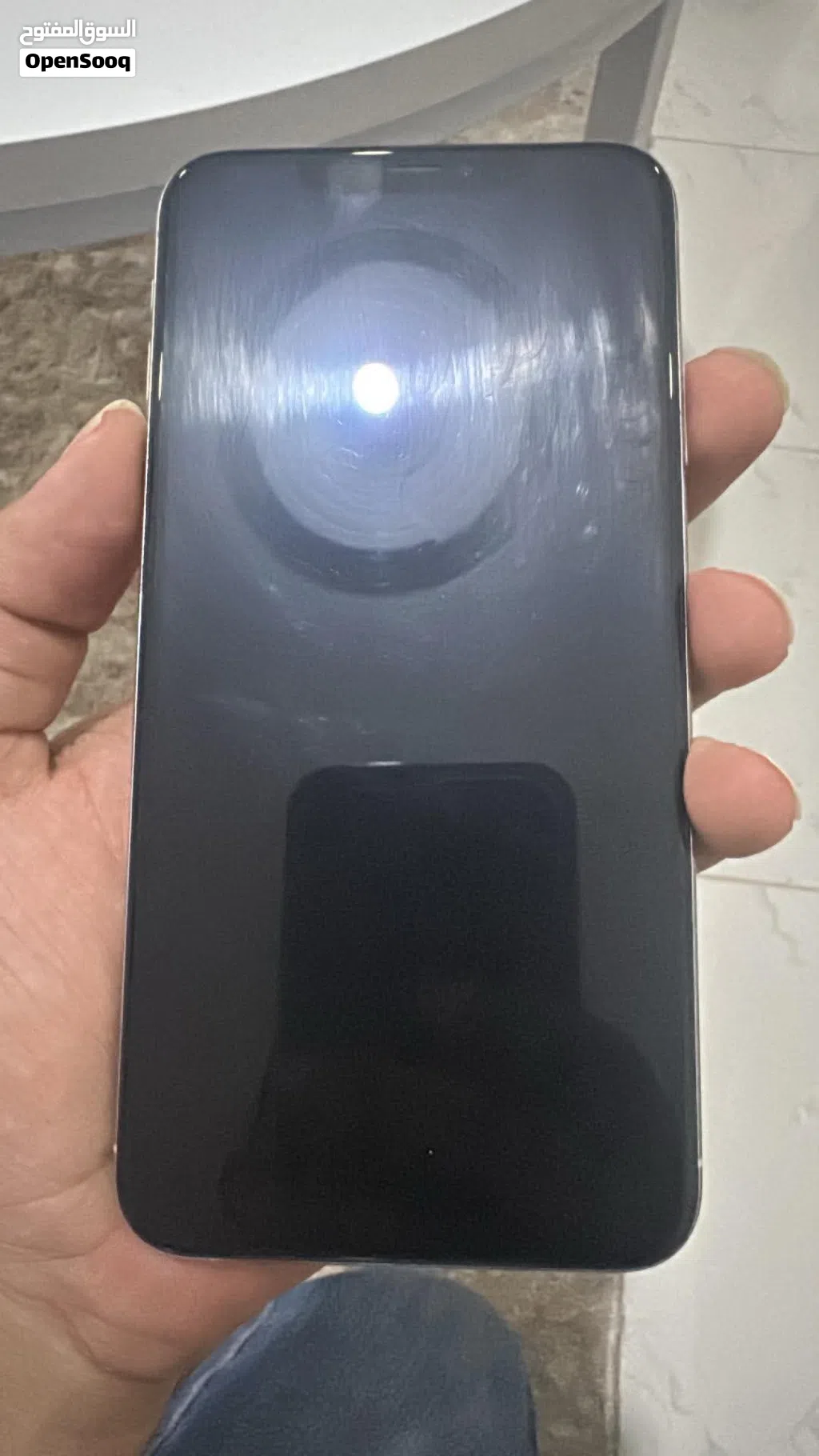 آيفون XS Max مستعمل 64 gb مش مغير فيه ولا اشي