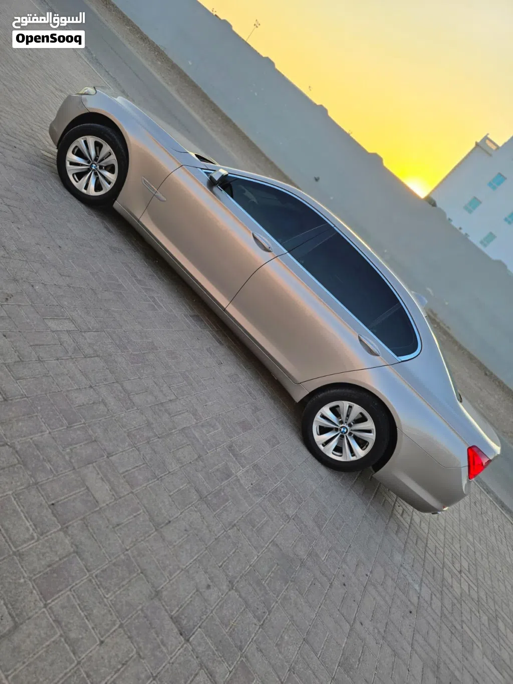 BMW 7 Series 740i Sedan