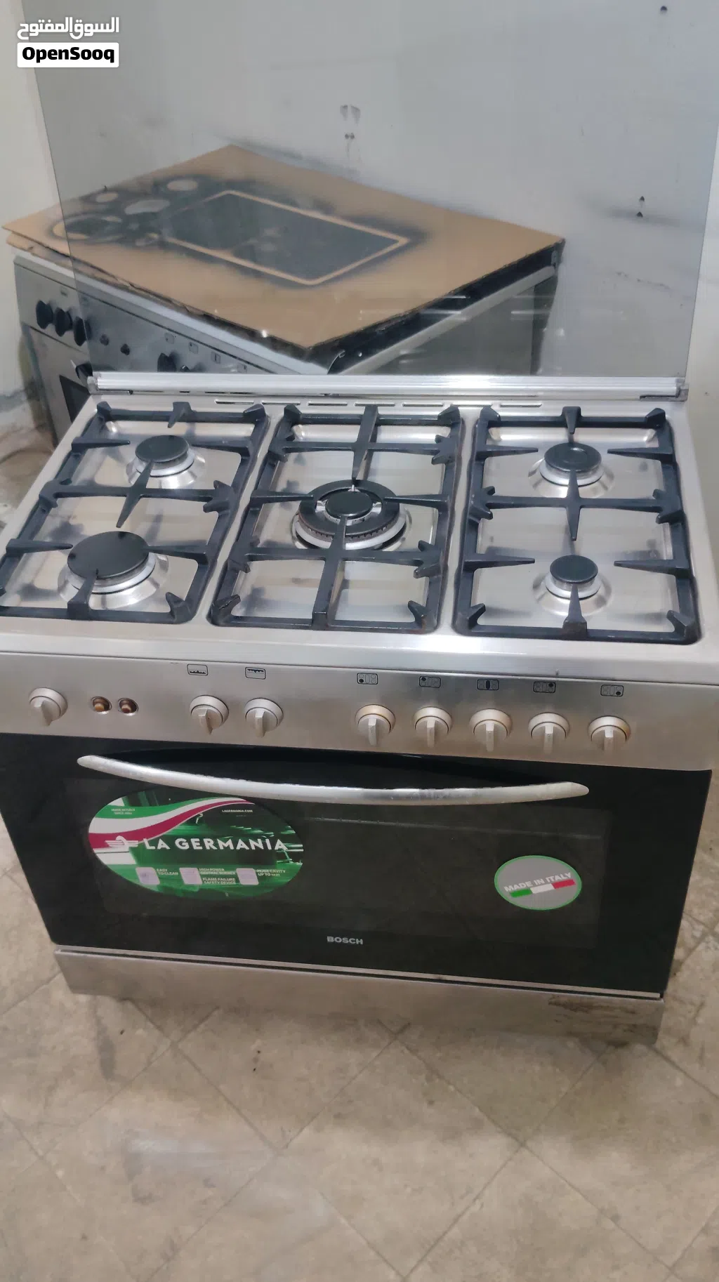 للبيع طباخ غاز ماركه بوش ايطالي 5 شعله بحاله ممتازه مقاس 60 في 90 بحاله ممتازه معا التوصل التشغيل
