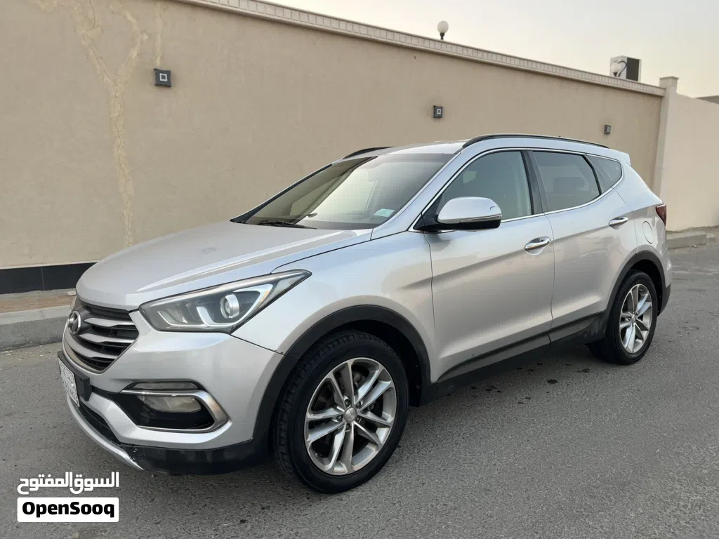 Hyundai Santa Fe Blue