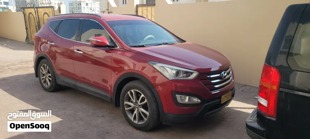 Hyundai Santa Fe SEL Premium