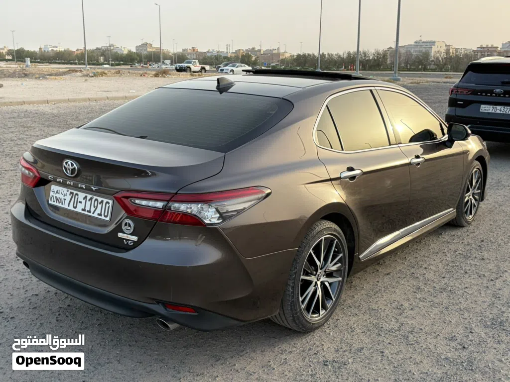 تويوتا كامري GLX
