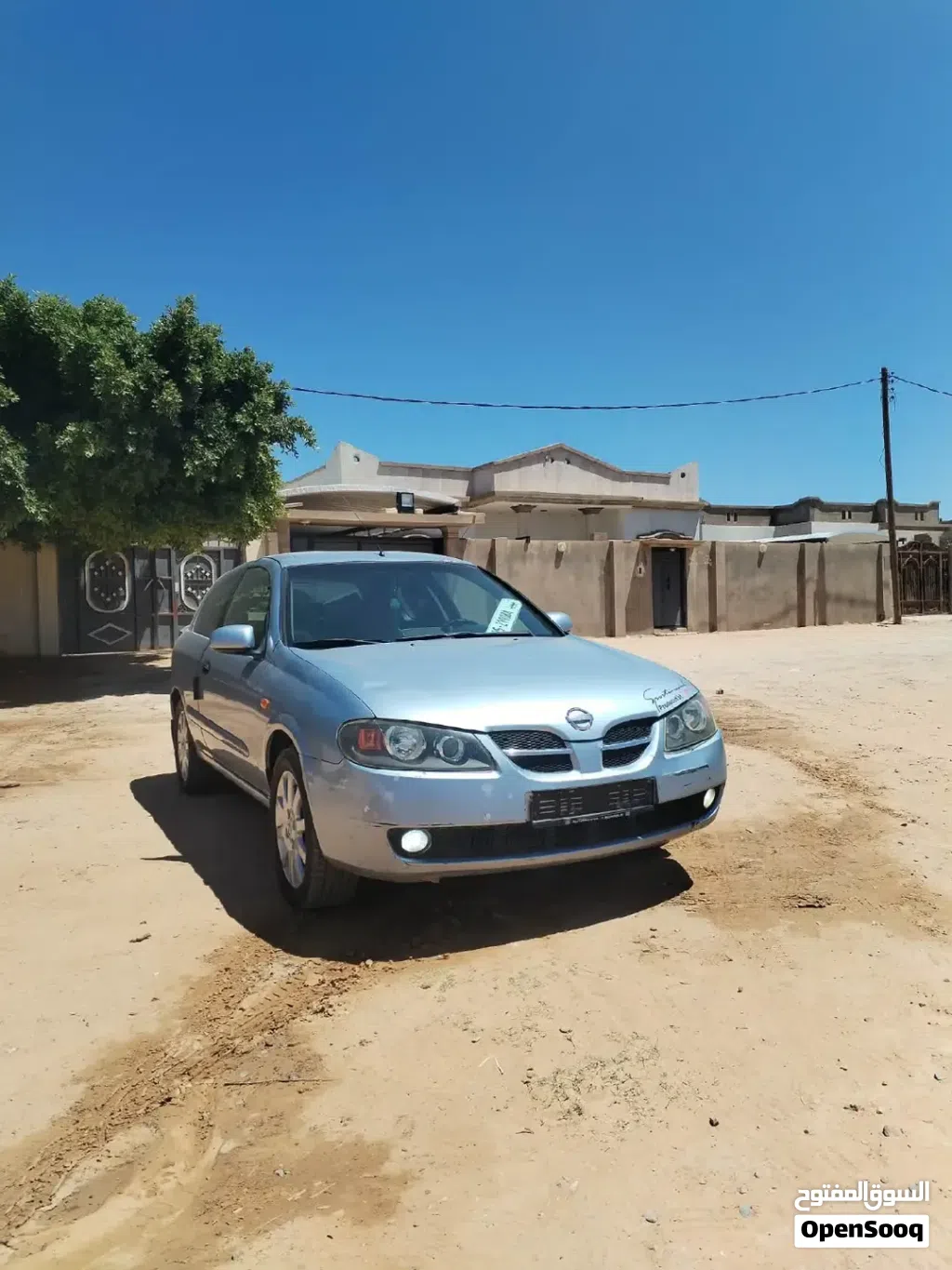 Nissan Almera