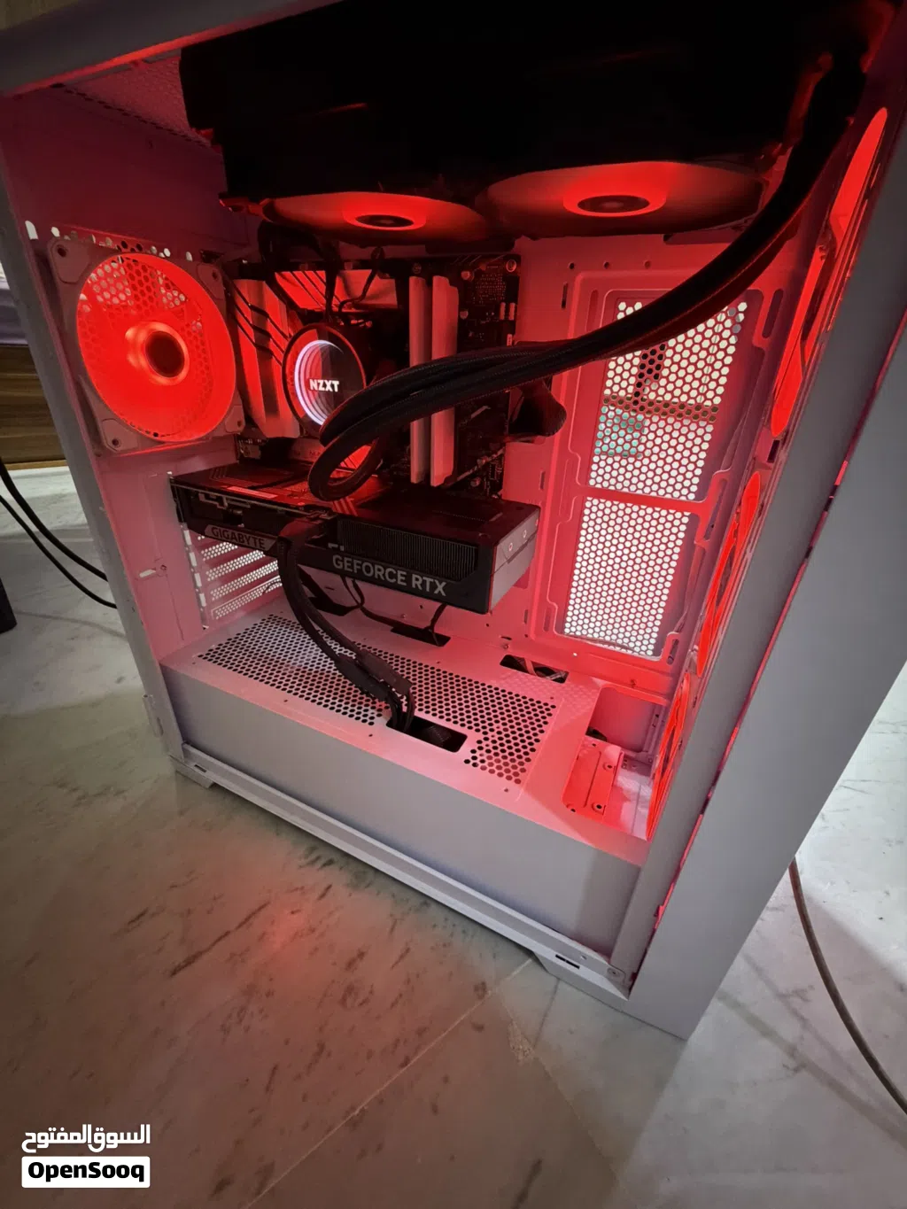 Pc Caseللبيع