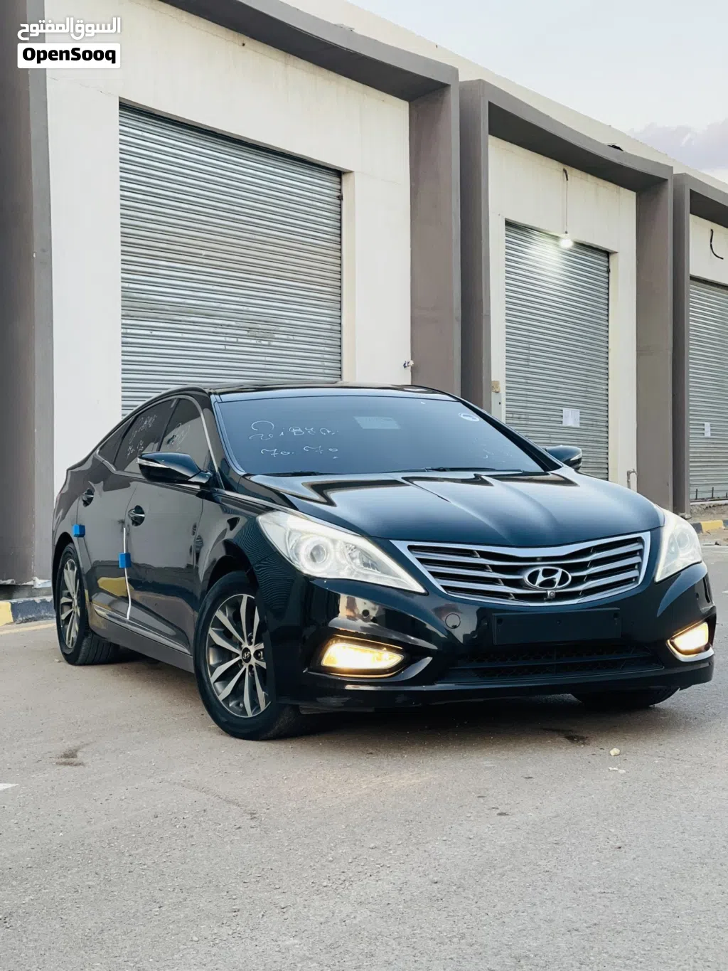 Hyundai Azera Standard