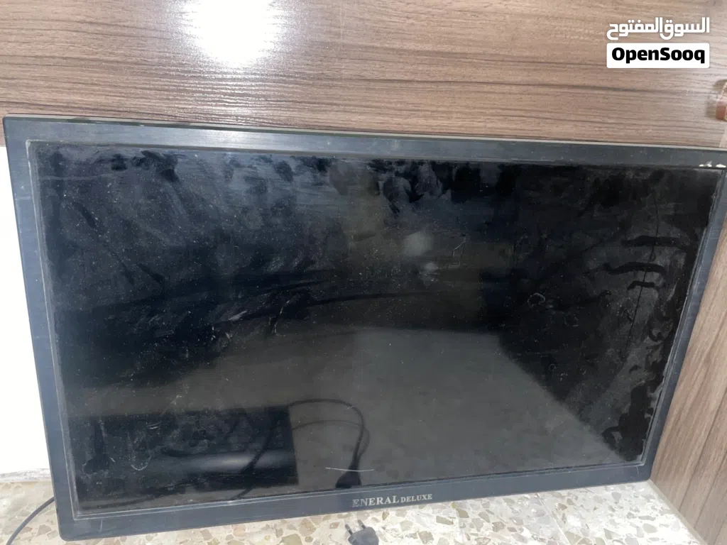 شاشة تلفاز مستعمل بحالة الوكالة
