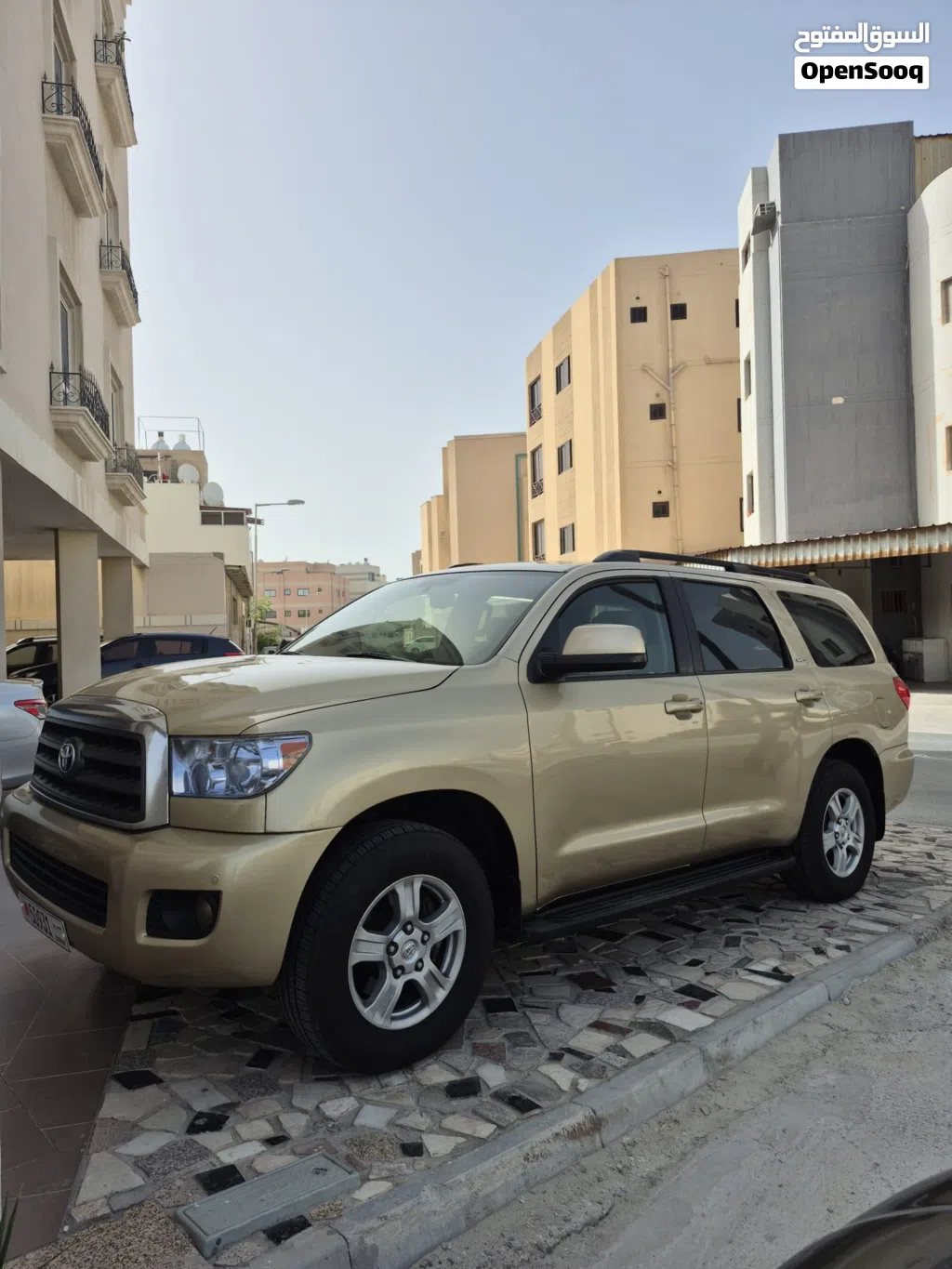 Toyota Sequoia SR 5