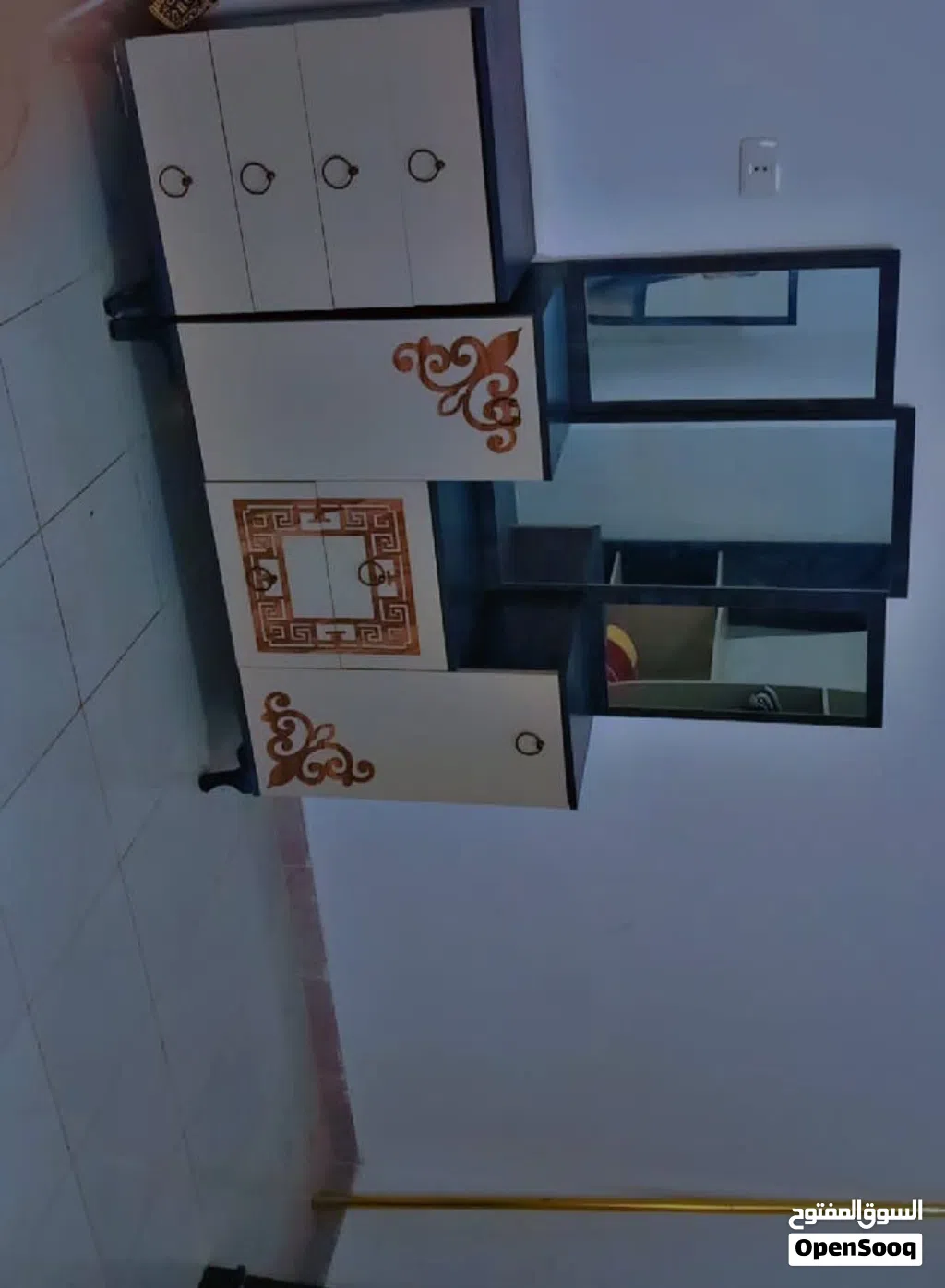 غرفه نوم مستعمله بدون دولاب