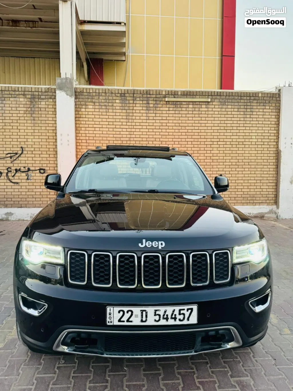 جیپ گراند چێرۆکی سنووردار