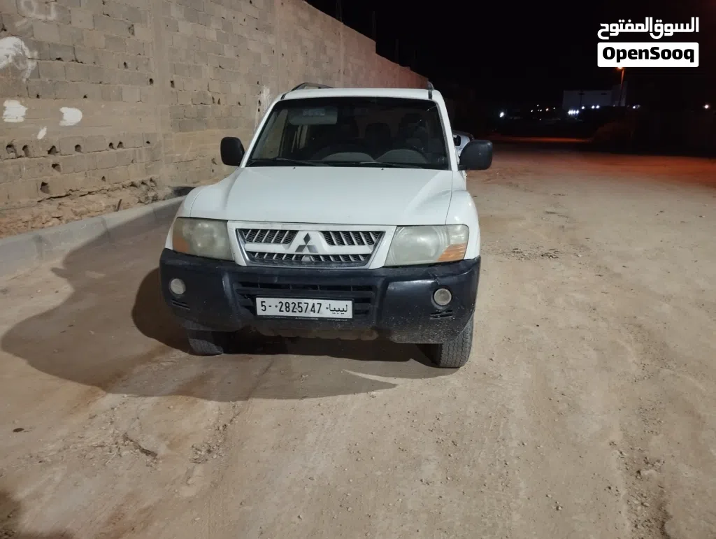 Mitsubishi Pajero GLX