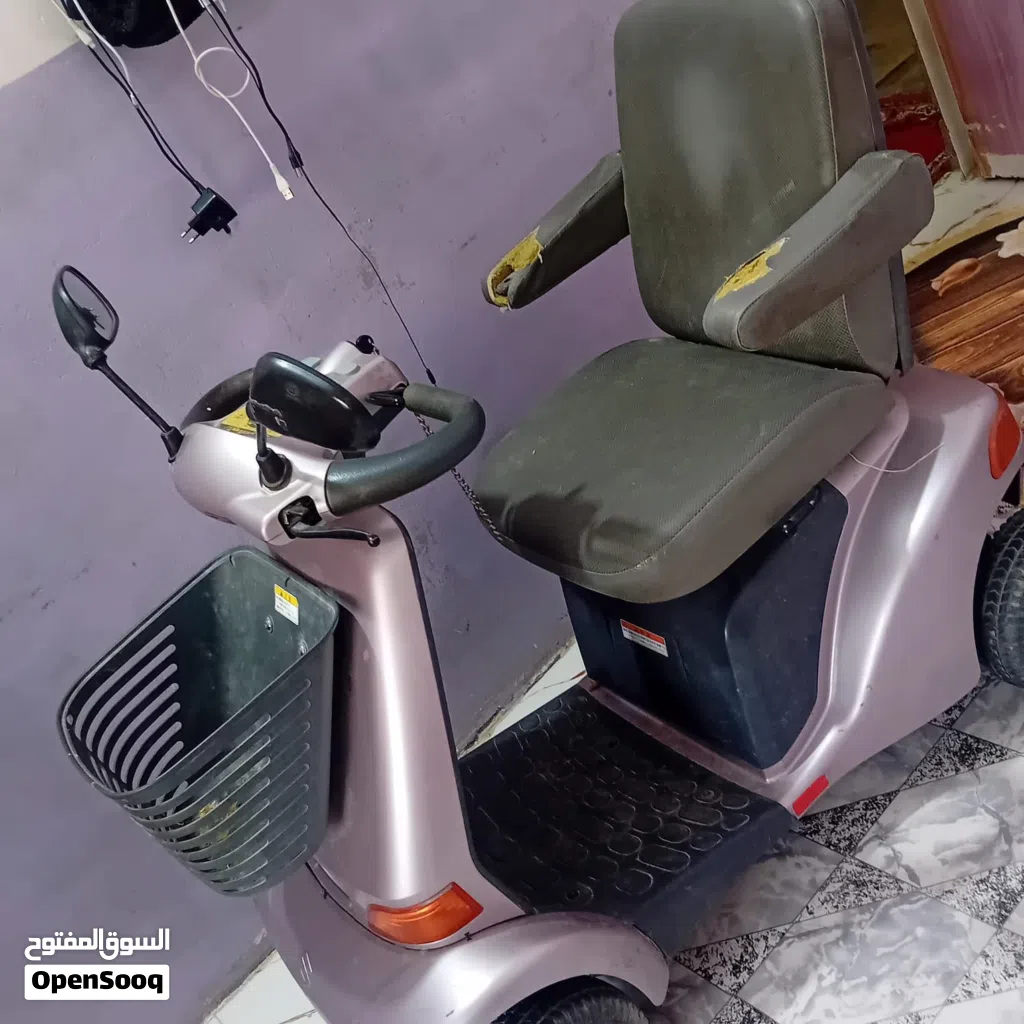 دراجه شحن مال معوقيين للبيع بحاله جيده جدا مستخدمه أخت الجديدة استخدام قليل