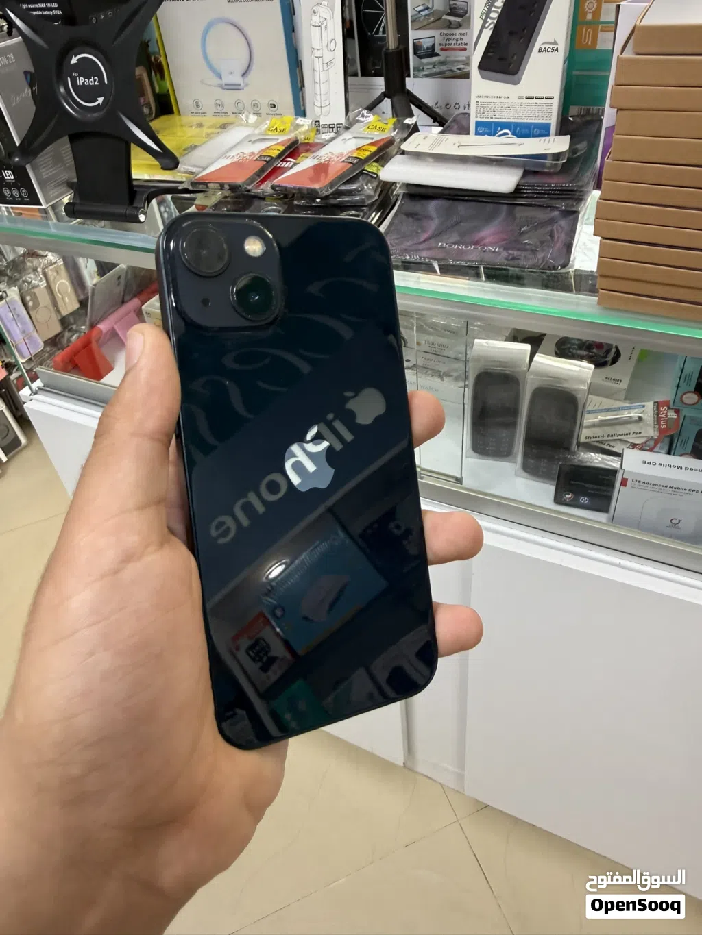 ايفون 13 عادي 128 بطاريه 78