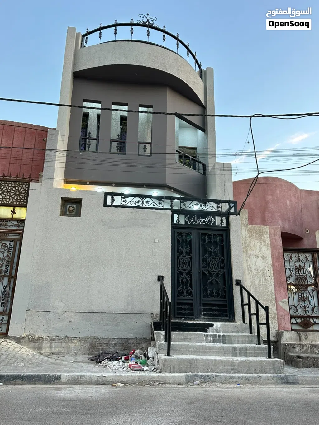 بيت حديث موقع مميز للإيجار – القبلة / الـ4 آلاف