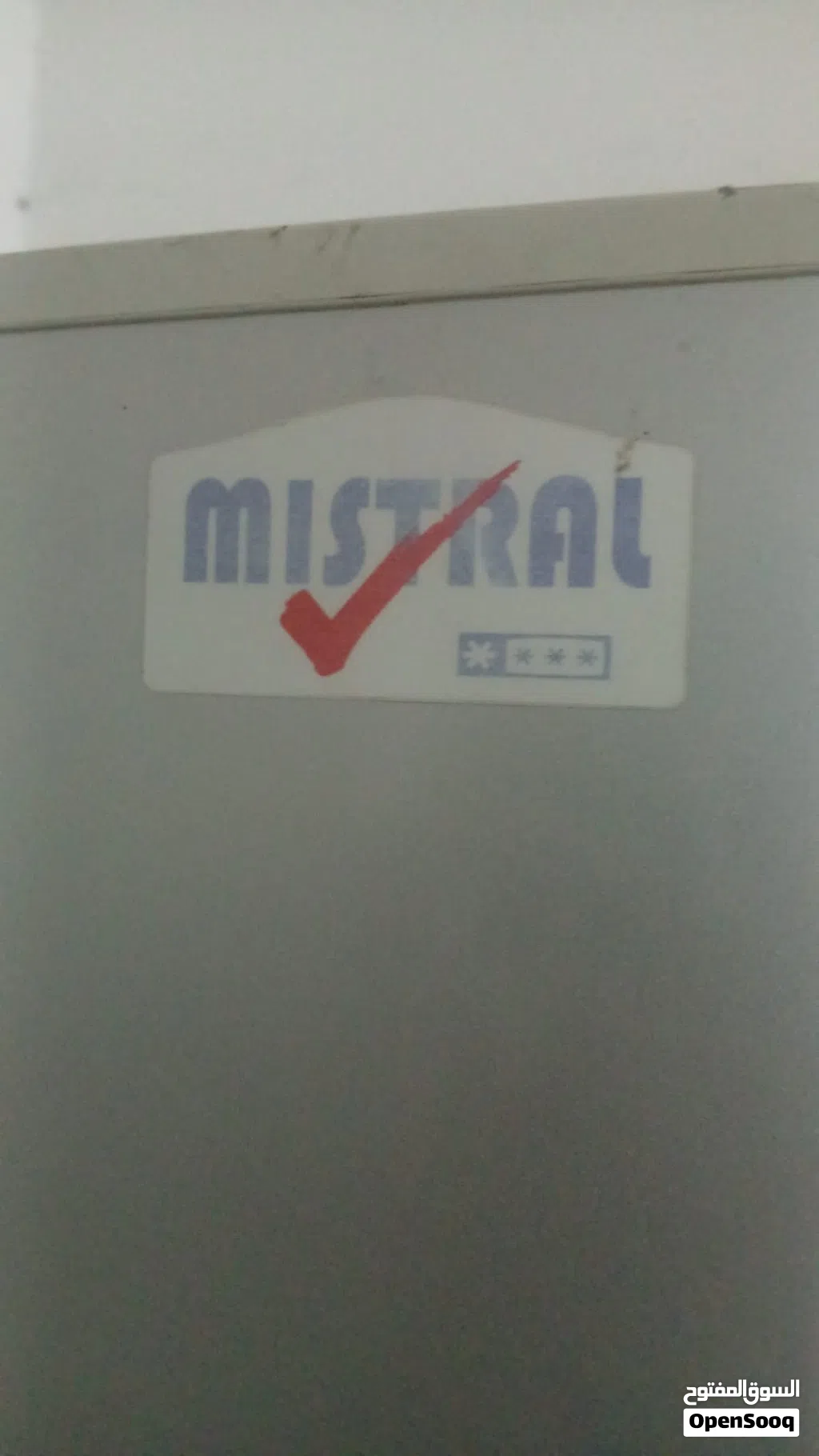 ثلاجه للبيع