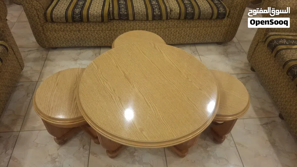 طقم كنب من النوع القديم الفاخر بسعر مقبول اقرء الوصف