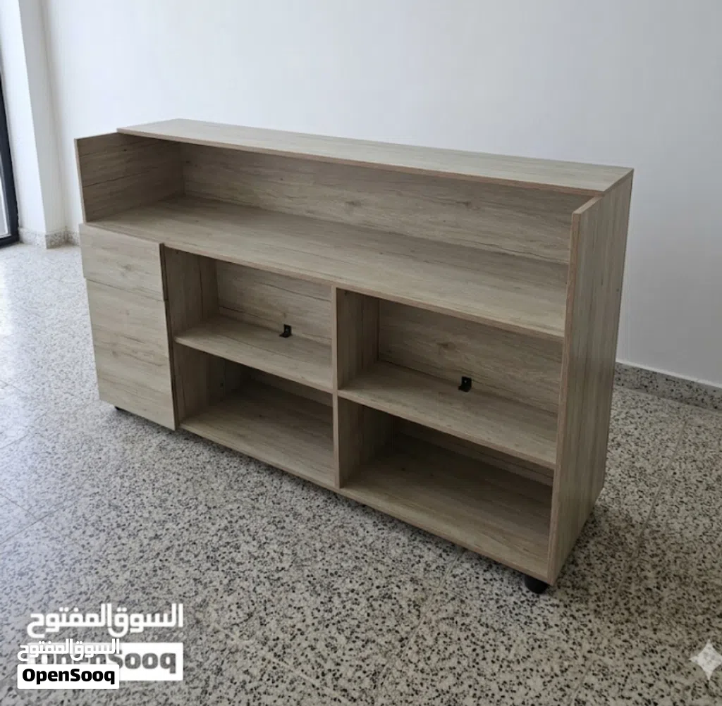 فارتينة مضيئة وميز